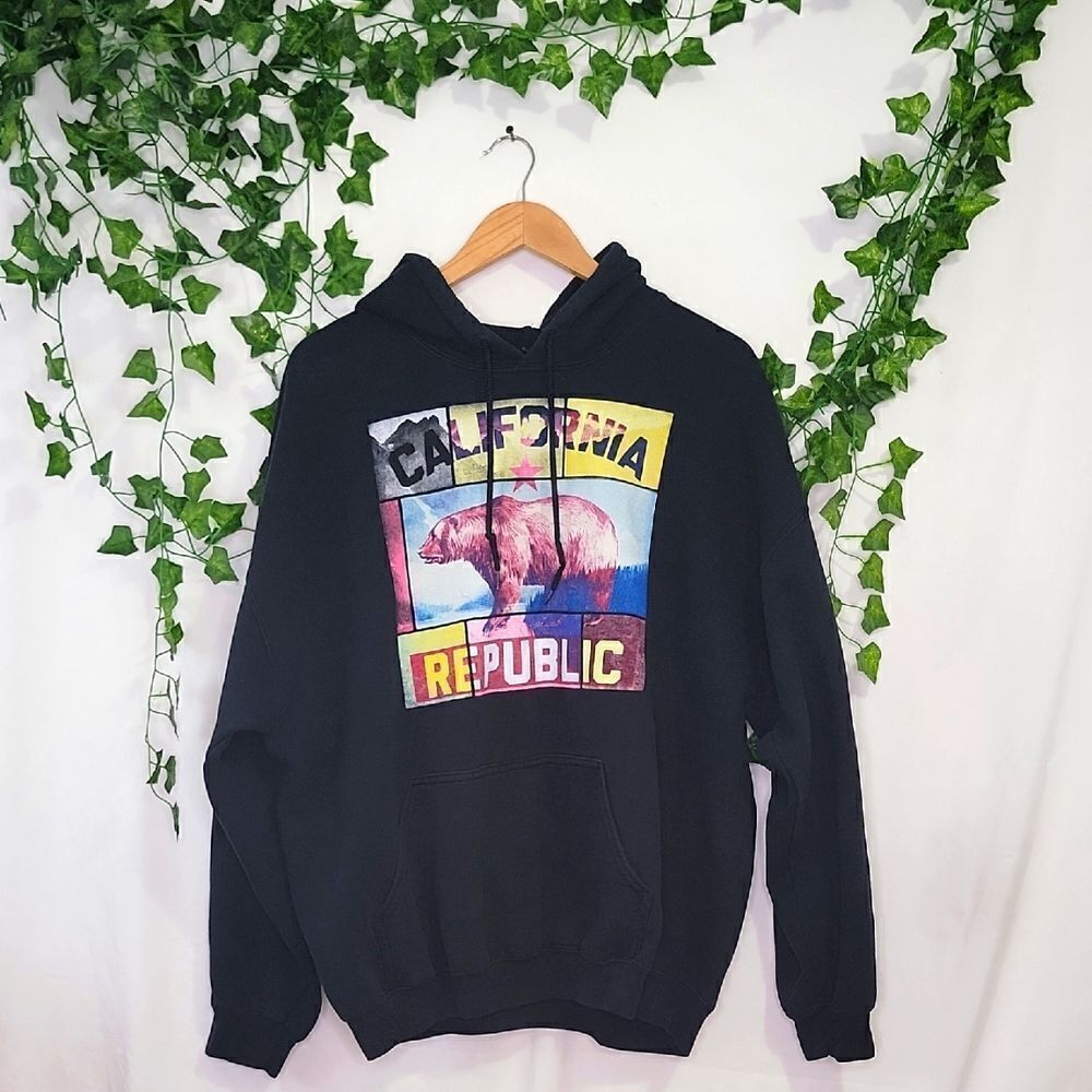 Bowery. Supply Co. California Republic Black Hoodie. Size XL. EUC